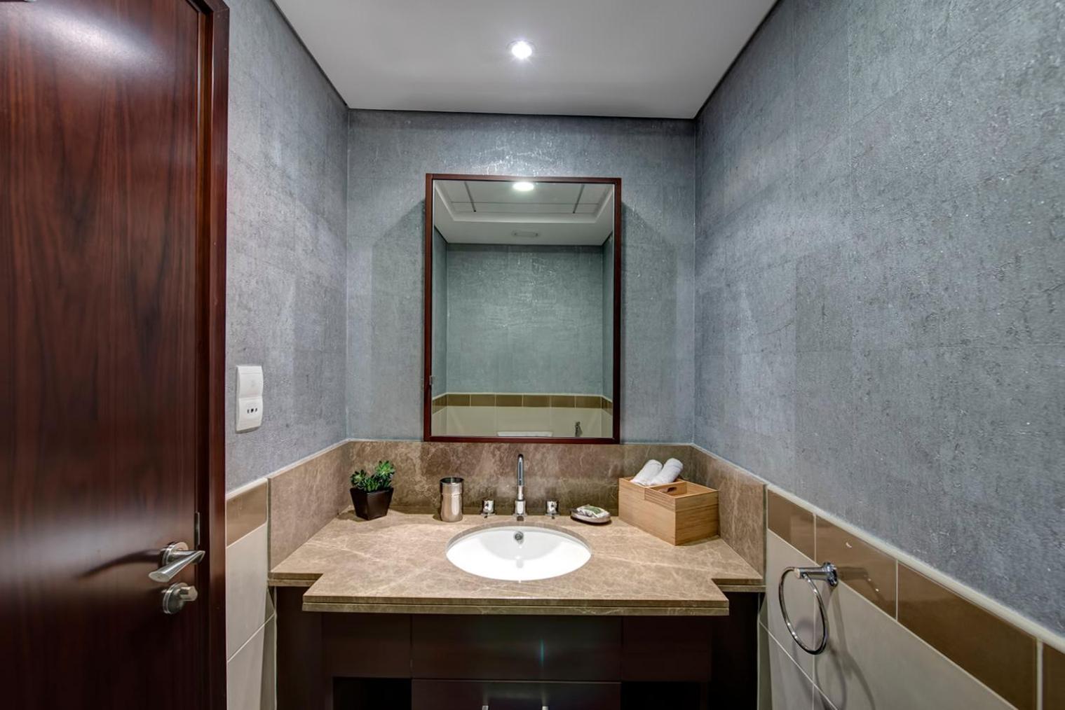 Blueground Downtown Burj Khalifa View Pool Dxb-138 Apartment Dubai